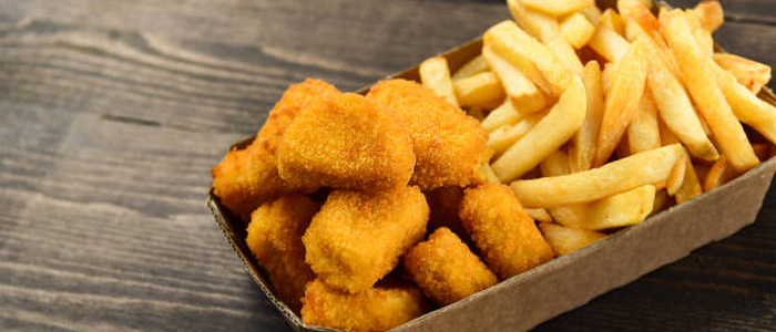 Kids Chicken Nuggets & Chips 